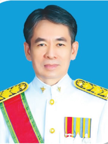 นายประทีป บุญธรรม